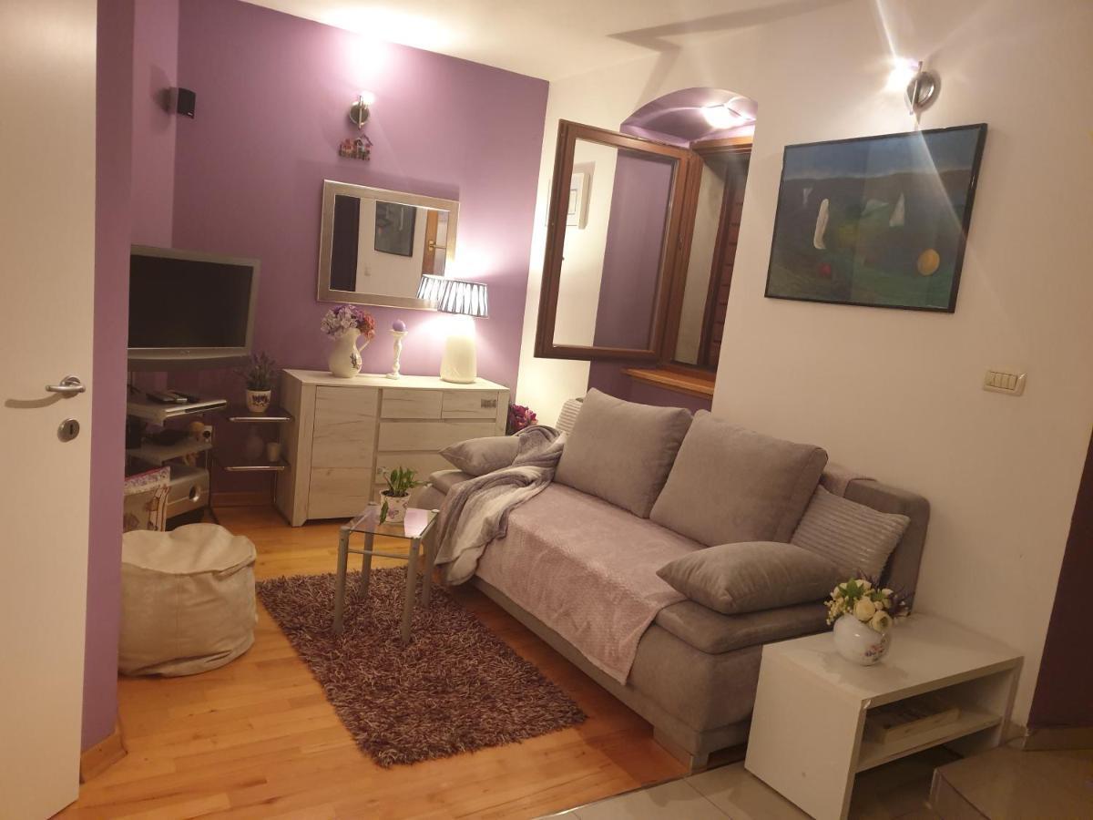 Apartments And Rooms Villa Lina สปลิท ภายนอก รูปภาพ