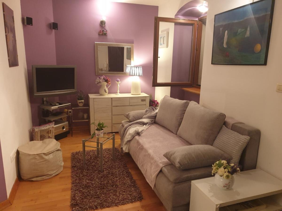Apartments And Rooms Villa Lina สปลิท ภายนอก รูปภาพ